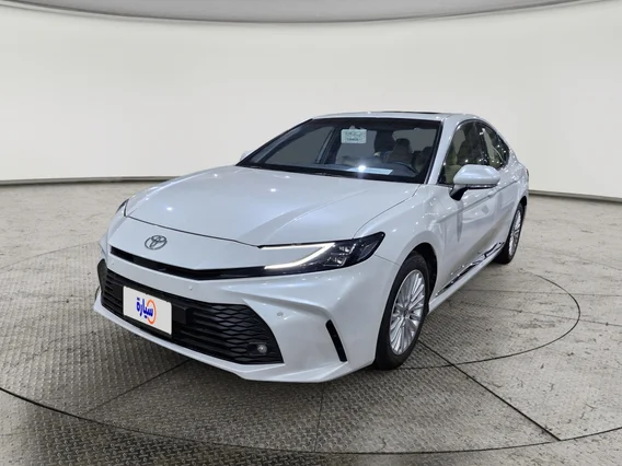 تويوتا كامري LE 2025 