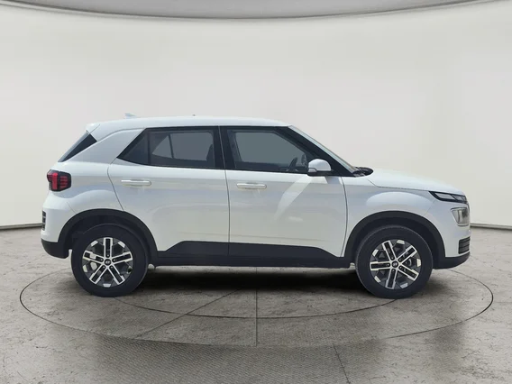 Hyundai Venue Smart 2024 