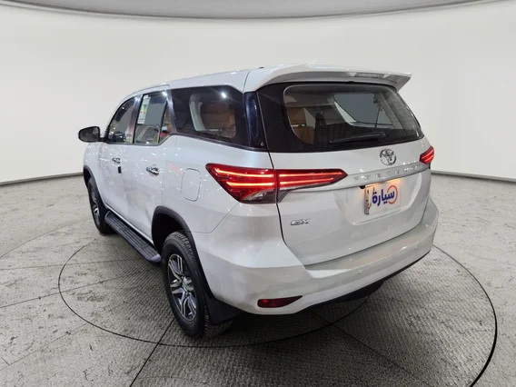 Toyota Fortuner GX2 4x2 2025 