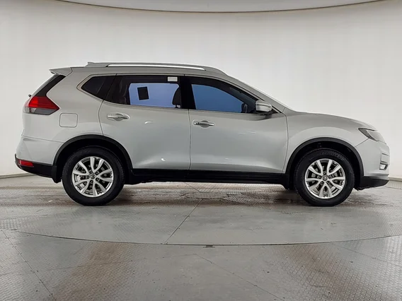 Nissan Xtrail S 5 Seats 2022 دبل