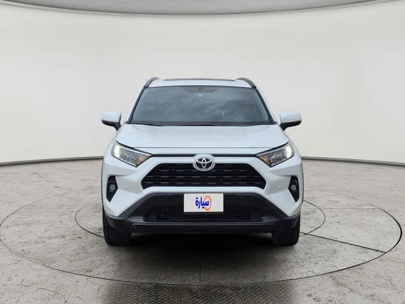 Toyota RAV4 XLE 2025 