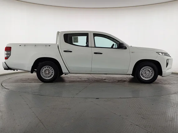 ميتسوبيشي L200 DC 4x2 2021 