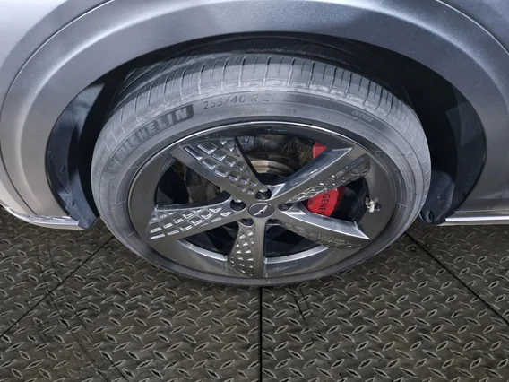 جينيسيس GV70 رويال سبورت 2023 