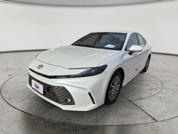 Toyota Camry  E 2026 