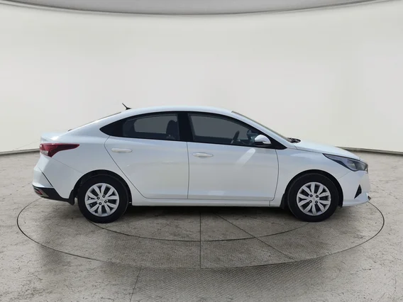 هيونداي اكسنت سمارت 2023 