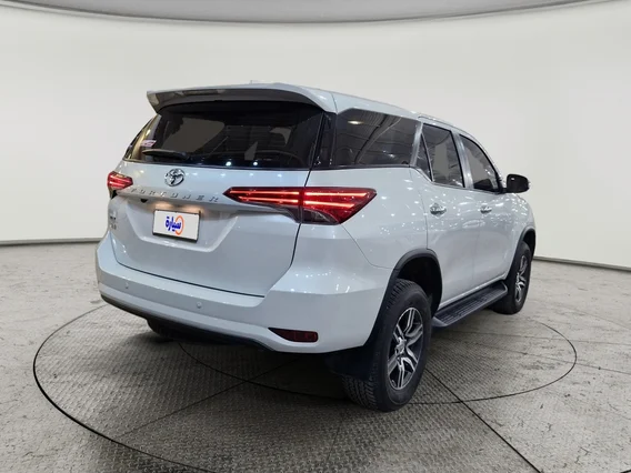 تويوتا فورتشنر GX 2025 