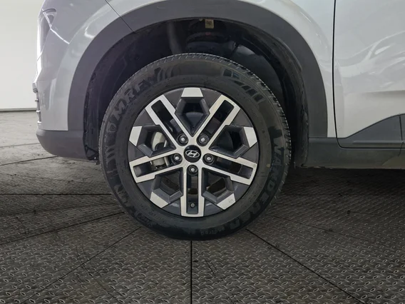 Hyundai Venue Smart 2024 