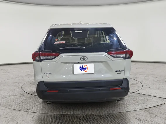 Toyota RAV4 LE 2022 