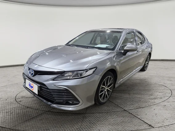 Toyota Camry  GLE HEV  2024 