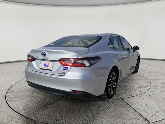 Toyota Camry  LE HEV 2022 