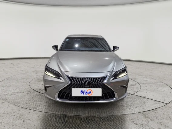 لكزس ES 300 H 2024 