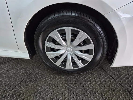 Toyota Camry  LE 2023 