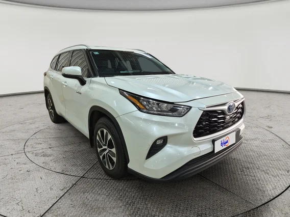 Toyota Highlander GLE 2022 دبل