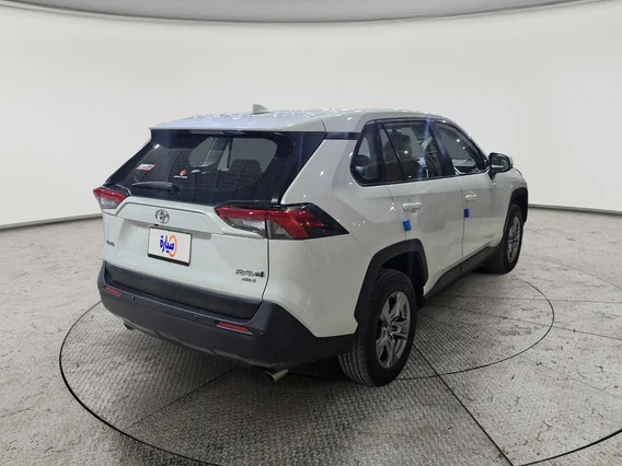 Toyota RAV4 LE 2022 