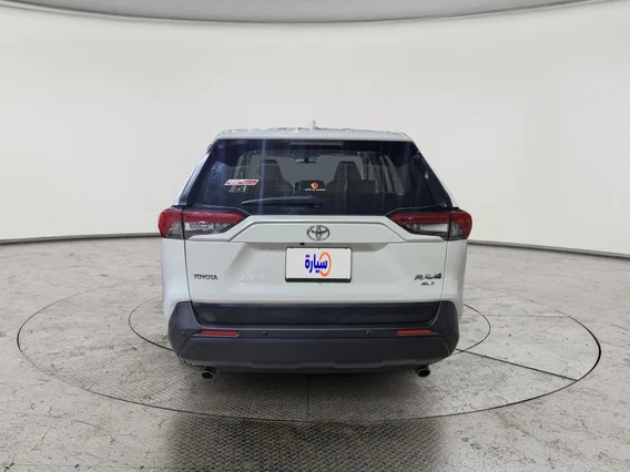 Toyota RAV4 LE 2022 