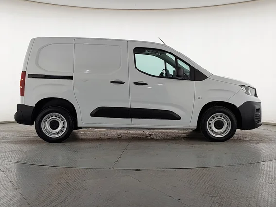 بيجو بارتنر Short van 2023 