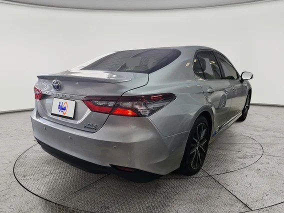 تويوتا كامري GLE HEV  2024 