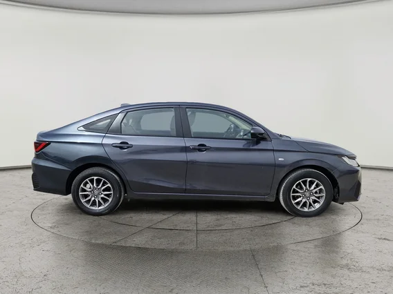 تويوتا يارس Y 2024 