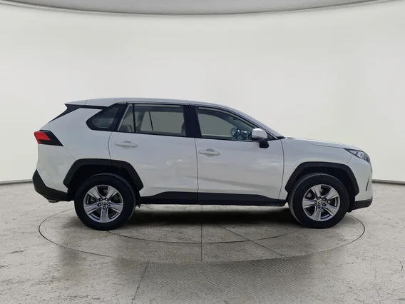 Toyota RAV4 LE 2022 