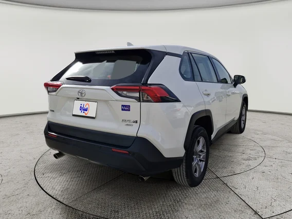 Toyota RAV4 LE 2022 