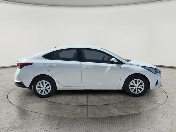 هيونداي اكسنت سمارت 2023 