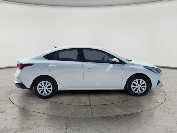 هيونداي اكسنت سمارت 2023 