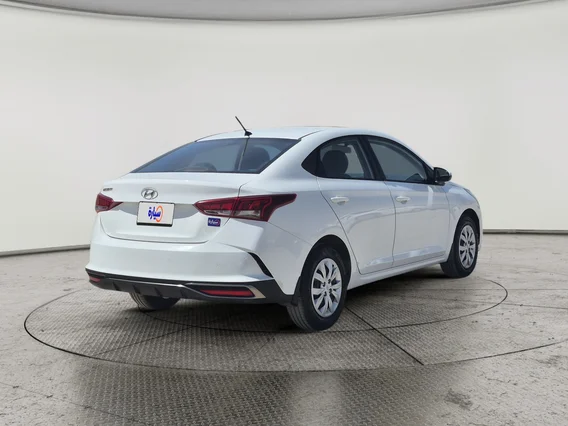 هيونداي اكسنت سمارت 2023 