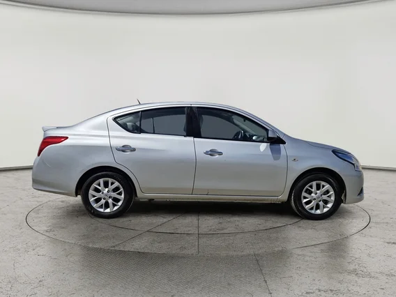 Nissan Sunny SV Comfort 2023 