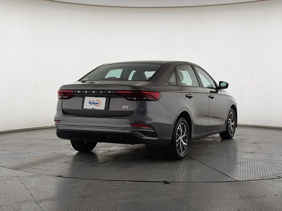 Geely Emgrand GS 2024 