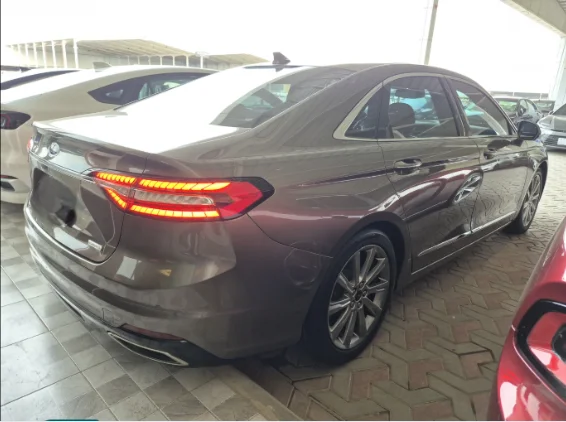 Ford Taurus Titanium 2022 