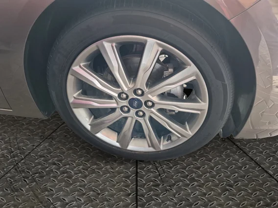 Ford Taurus Titanium 2022 