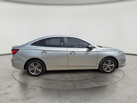MG 5 LUX 2024 