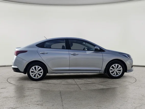 هيونداي اكسنت سمارت 2023 