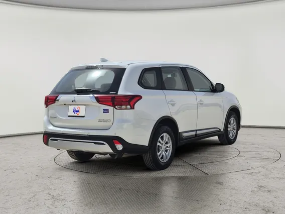 Mitsubishi Outlander LL 2020 