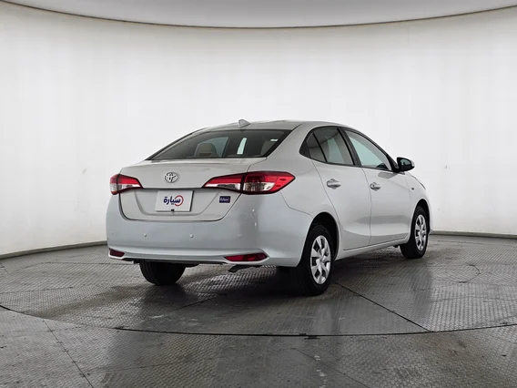 تويوتا يارس Y 2021 