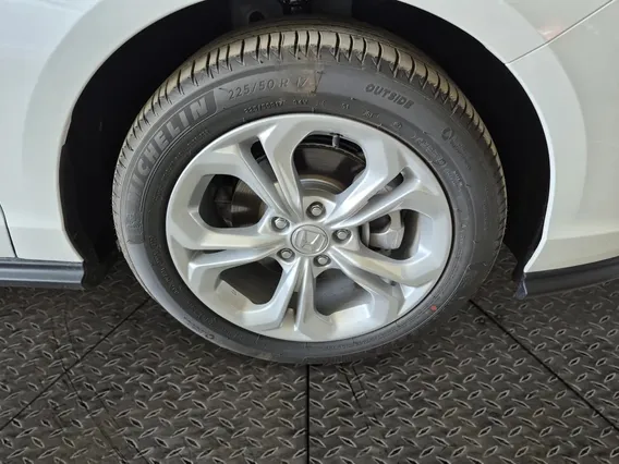 هوندا اكورد LX 2025 