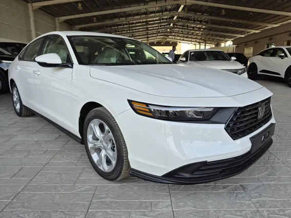 هوندا اكورد LX 2025 