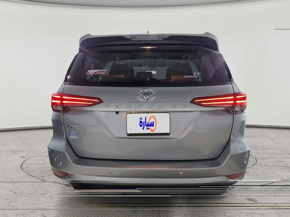 تويوتا فورتشنر GX 2024 