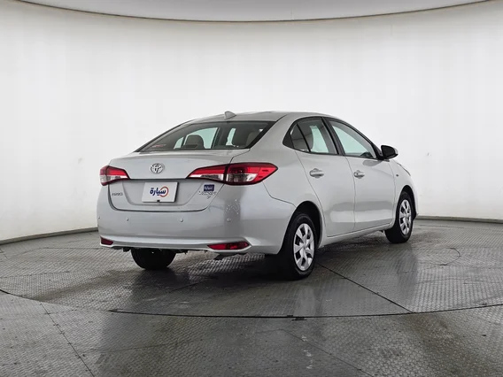 Toyota Yaris  Y 2022 