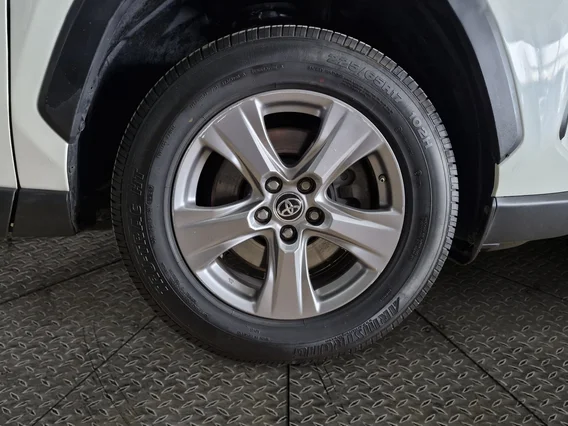 Toyota RAV4 LE 2022 