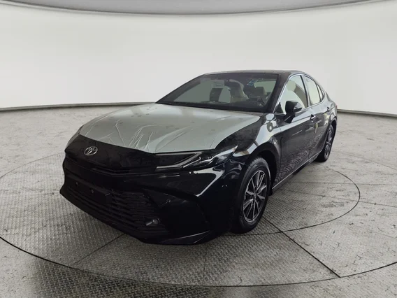 Toyota Camry  E 2025 