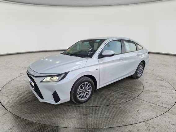 Toyota Yaris  Y 2026 