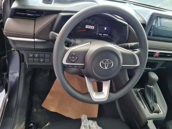 Toyota Yaris  Y 2026 