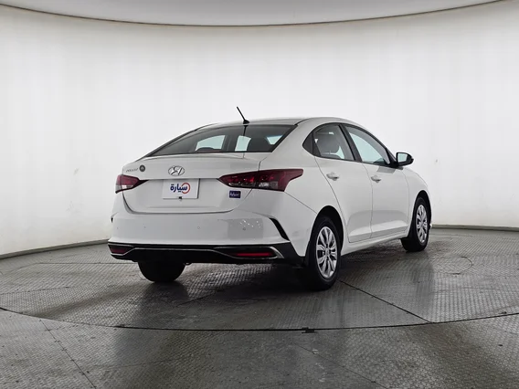 هيونداي اكسنت سمارت 2023 