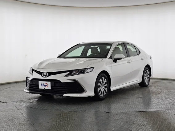 تويوتا كامري LE 2023 