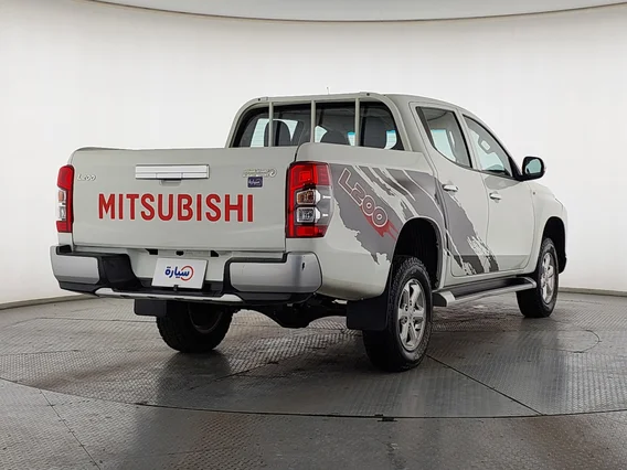 Mitsubishi L200 DC 4x4 Diesel 2022 دبل