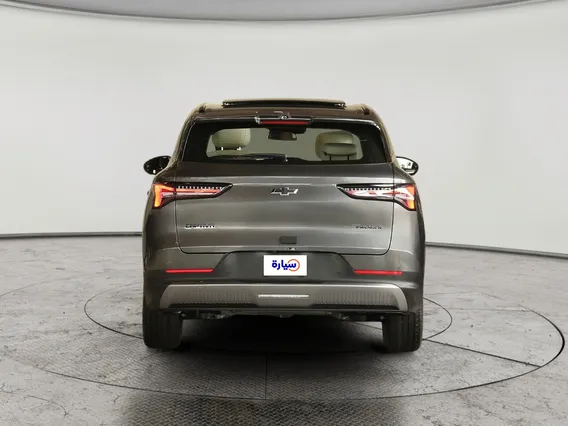 شفروليه كابتيفا PHEV Premier 2026 