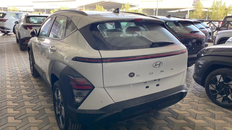 Hyundai Kona SMART 2025 