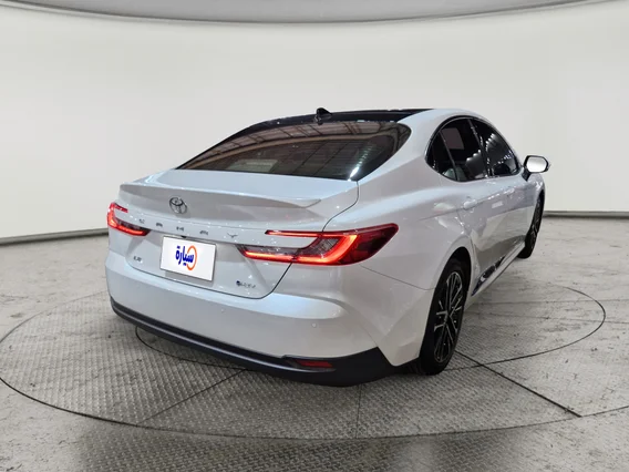 تويوتا كامري LE HEV 2025 