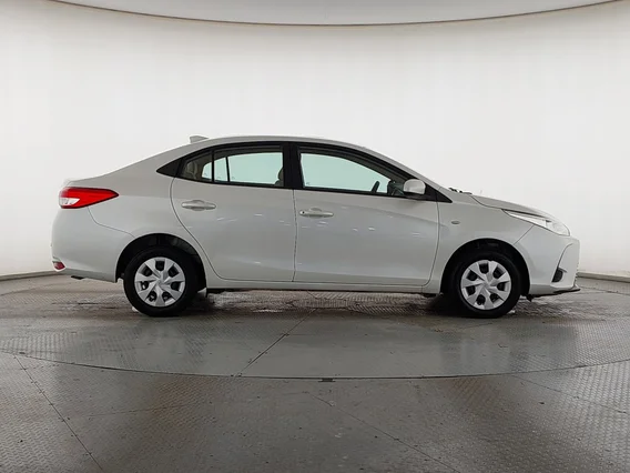 تويوتا يارس Y 2022 